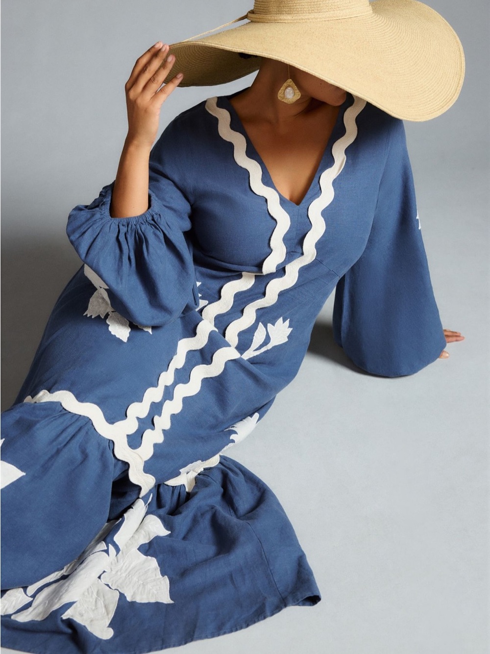 FARM Rio Embroidered Long Sleeve Maxi Dress - Picture 4 of 4